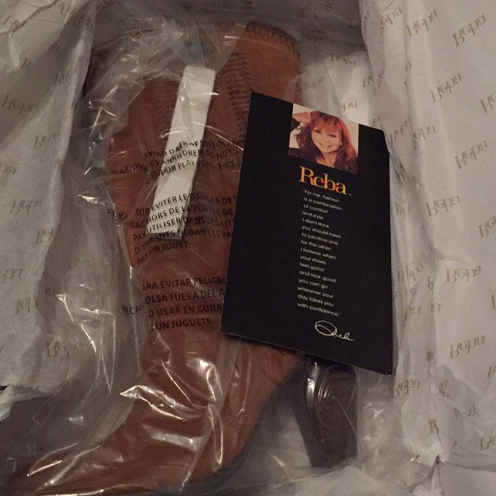 Reba Ran Suede boots size 8